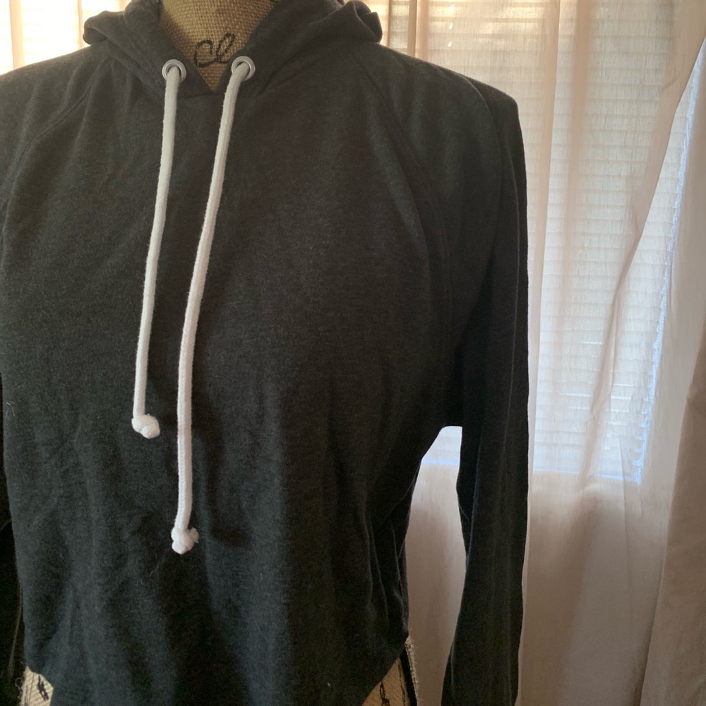 Grey Crop sweater in Size Medium
